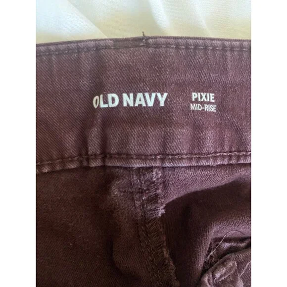 Old Navy Pixie Mid-Rise Burgundy Ankle Pants Women’s Size 8 - Picture 3 of 6